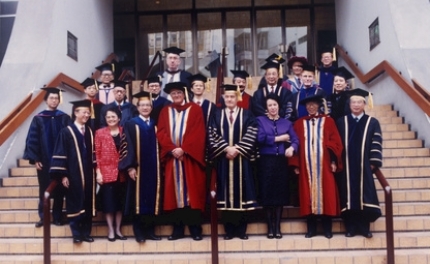 1990