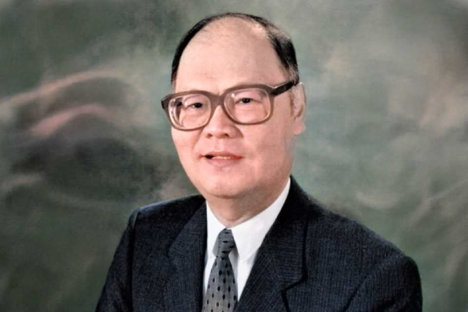 Dr Norman B Cheung